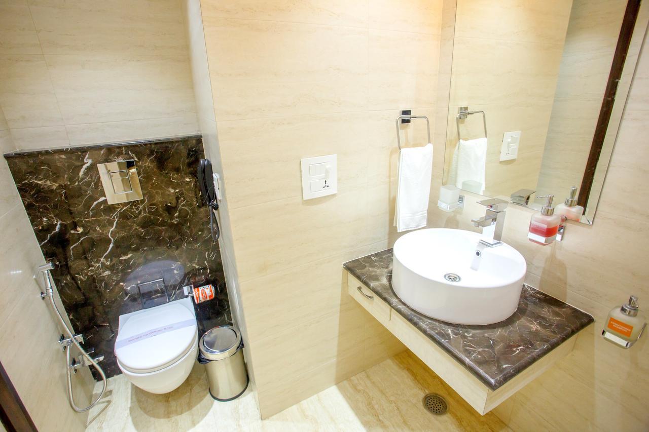 Hotel Tara Palace Redfort New Delhi Buitenkant foto